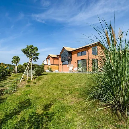 Villa Wind
